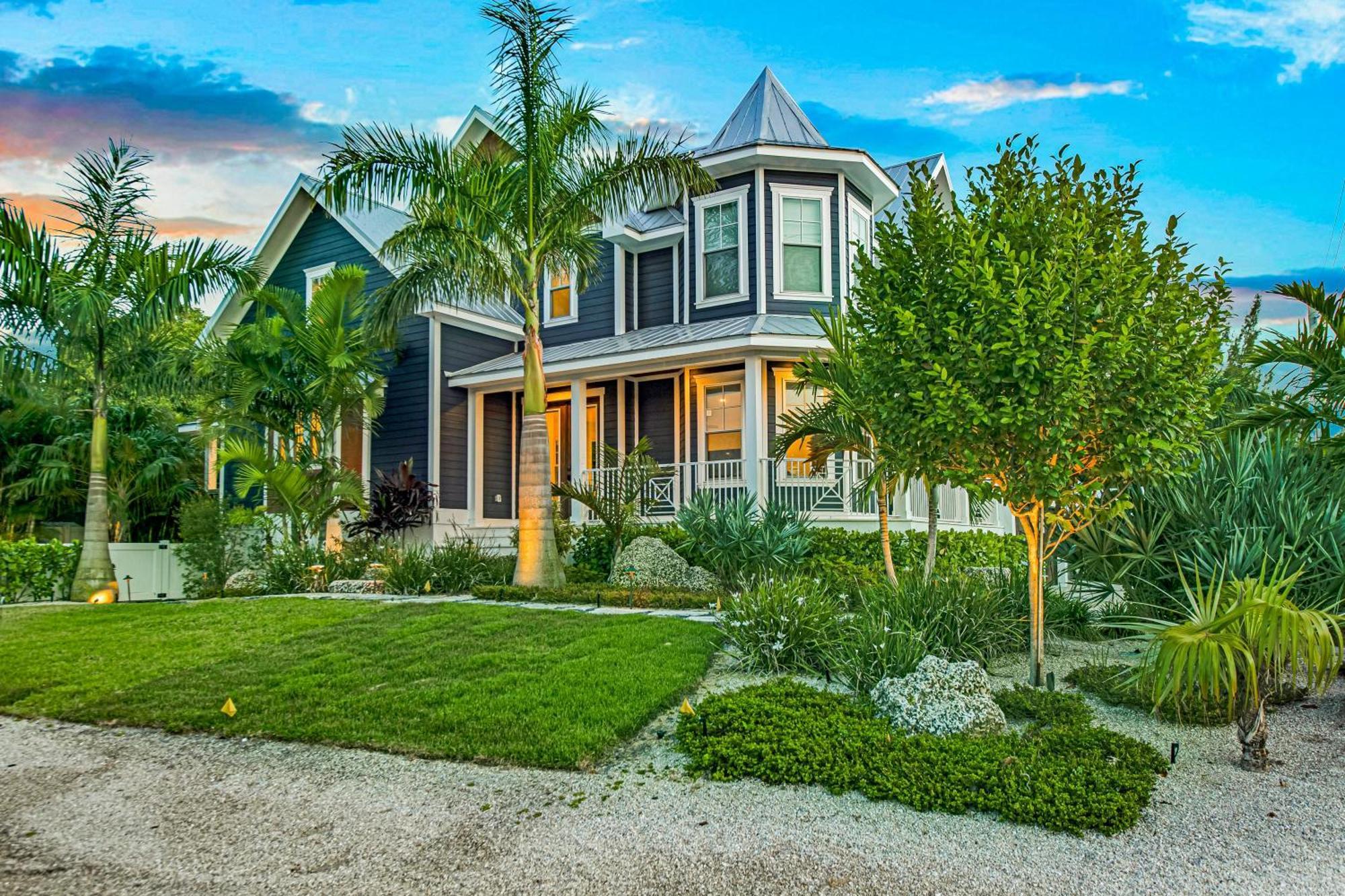 The Blue Crab Villa โฮล์มส์ บีช ภายนอก รูปภาพ