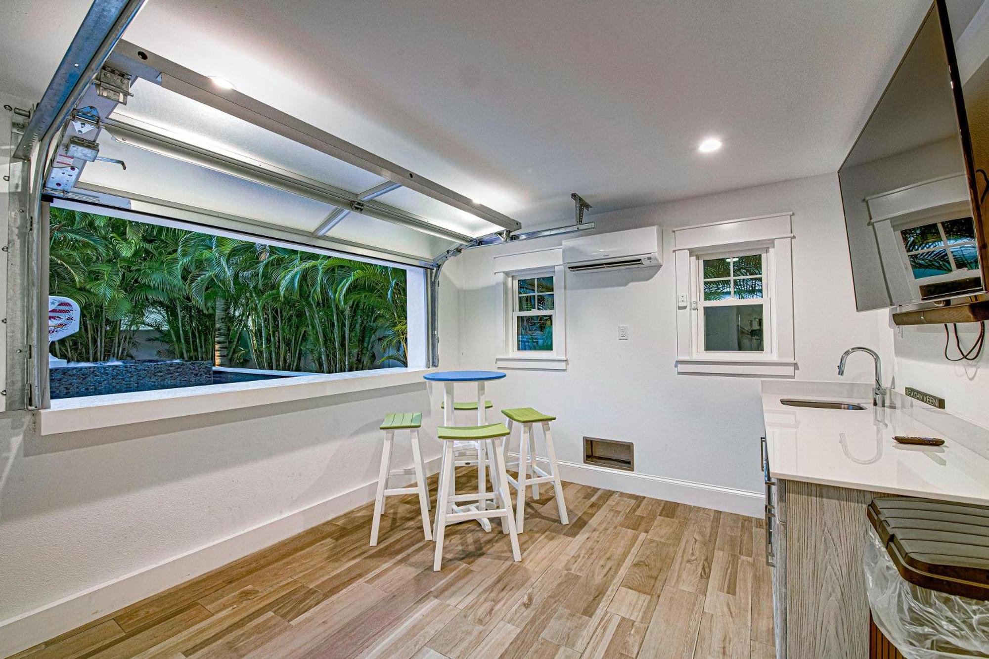 The Blue Crab Villa โฮล์มส์ บีช ภายนอก รูปภาพ